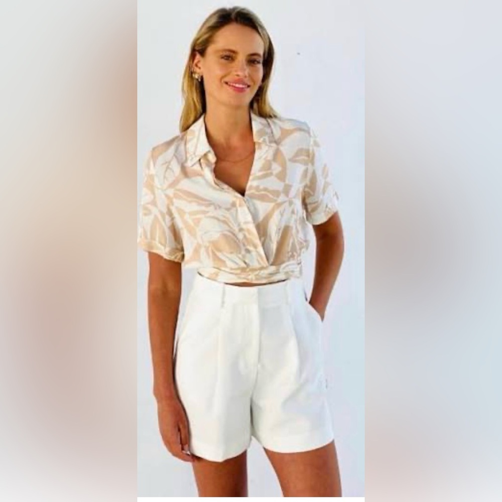 Karen Scott High Waisted Shorts size 18W White